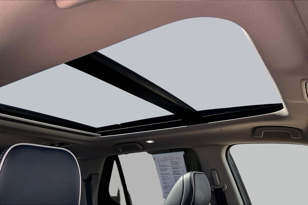 Thumbnail: 2023 Honda Pilot - 22