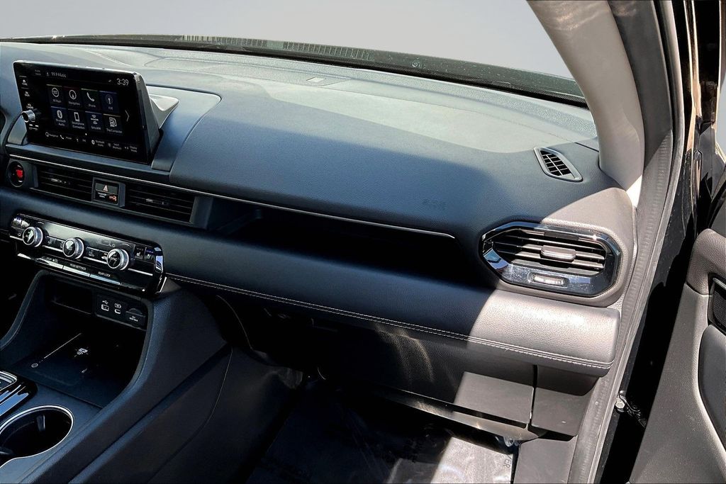Thumbnail: 2023 Honda Pilot - 21
