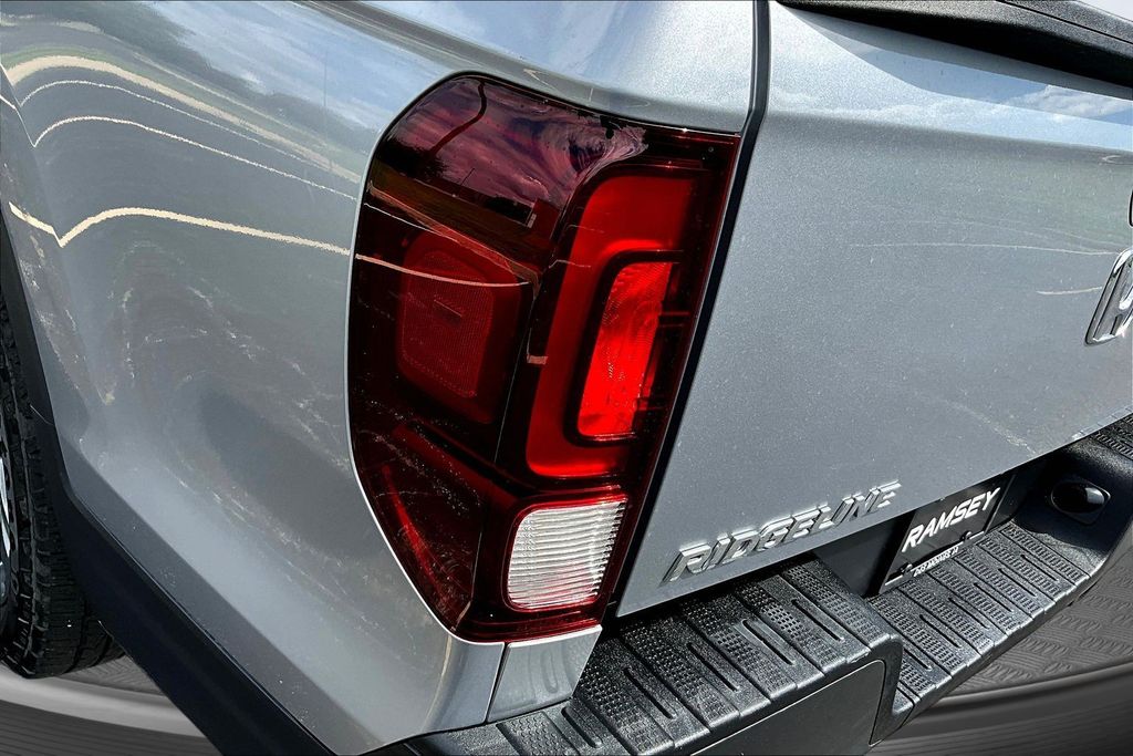 Thumbnail: 2023 Honda Ridgeline - 36