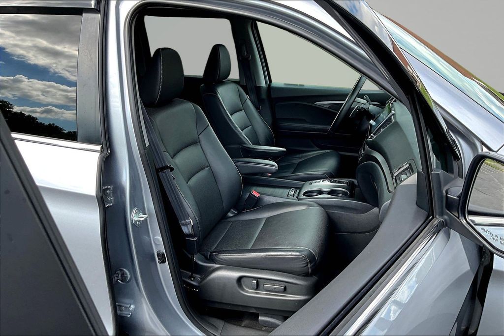 Thumbnail: 2023 Honda Ridgeline - 10