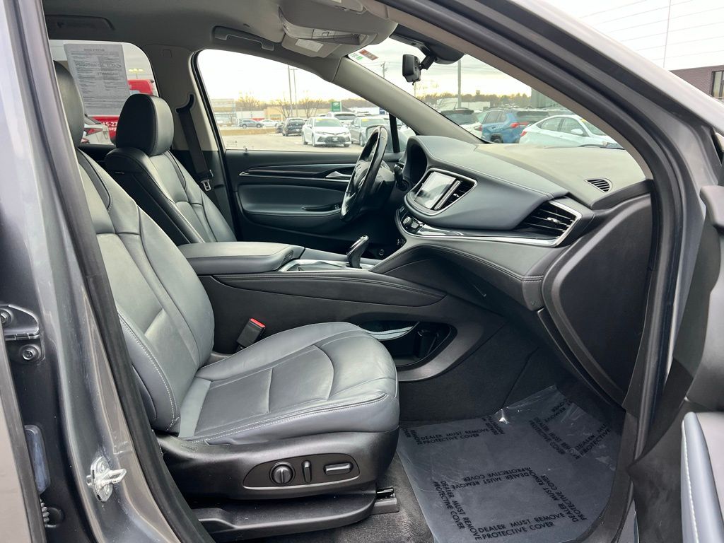 Thumbnail: 2019 Buick Enclave - 9