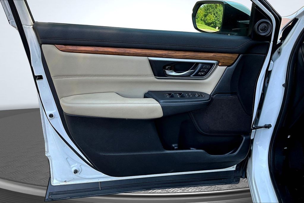 Thumbnail: 2019 Honda CR-V - 25