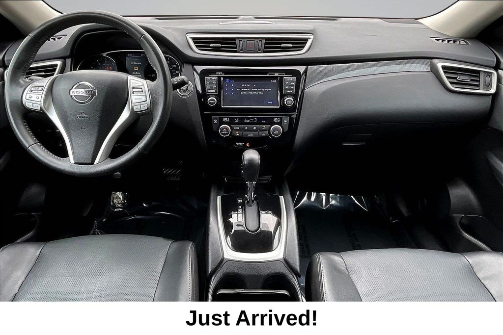 Thumbnail: 2016 Nissan Rogue - 13