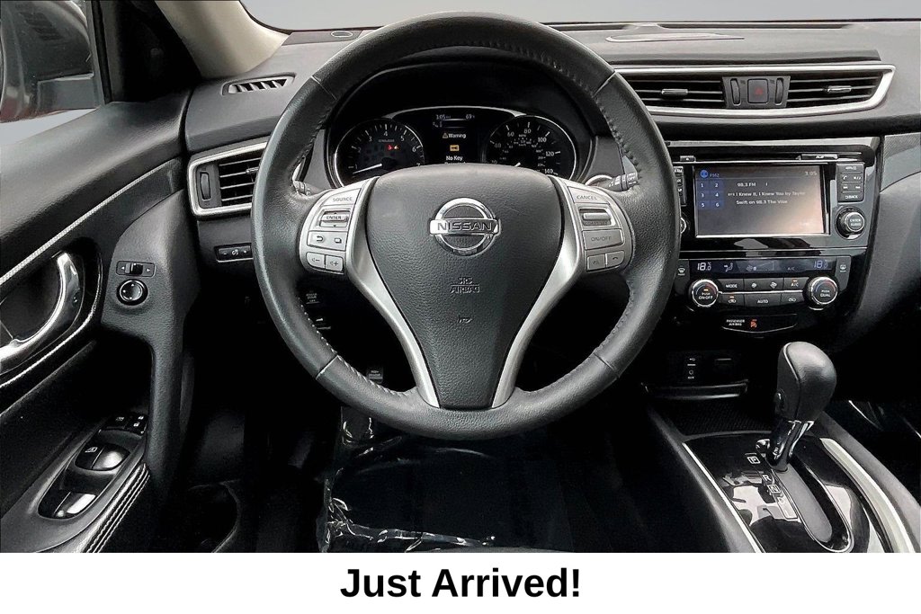 Thumbnail: 2016 Nissan Rogue - 2