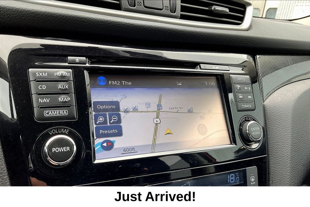 Thumbnail: 2016 Nissan Rogue - 29