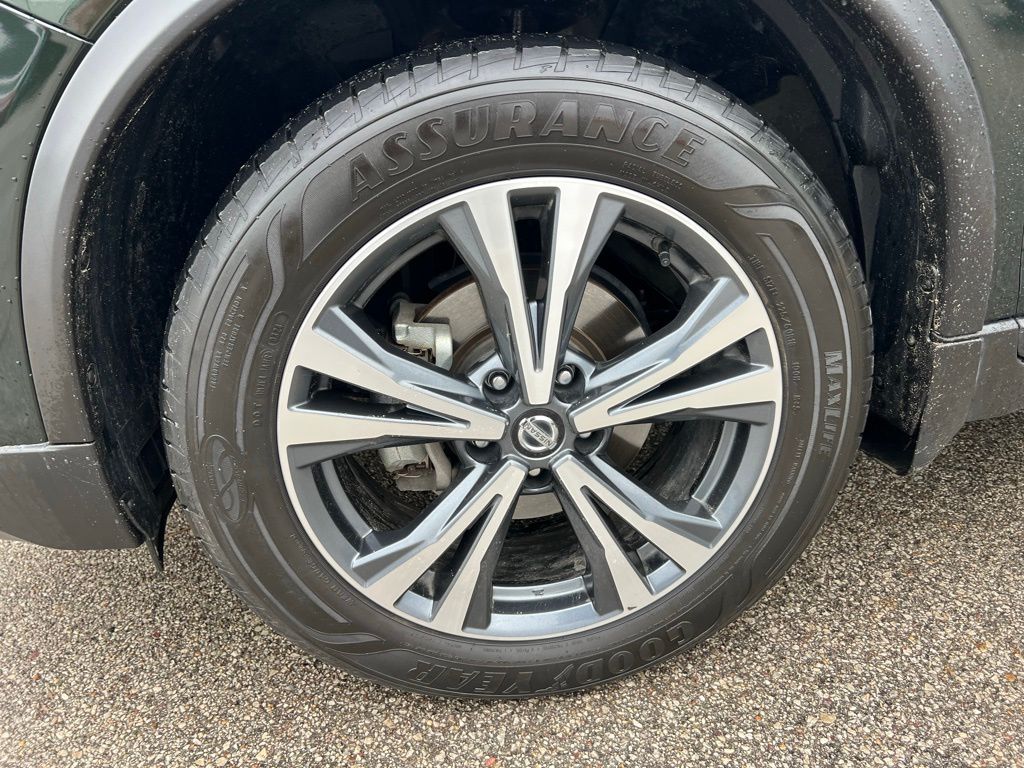 Thumbnail: 2019 Nissan Rogue - 8