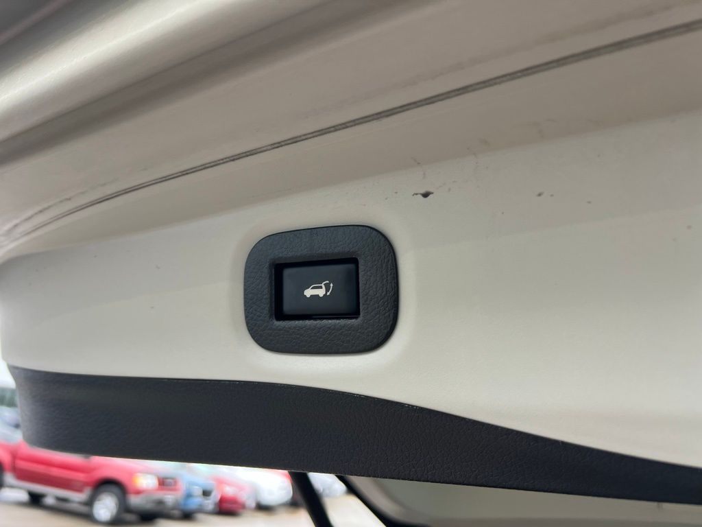 Thumbnail: 2019 Nissan Rogue - 33