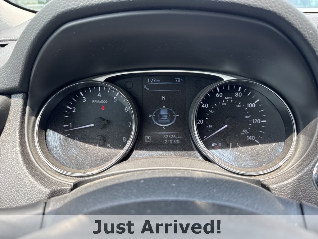 2015 Nissan Rogue SV 7