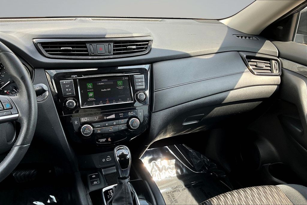 Thumbnail: 2019 Nissan Rogue - 9