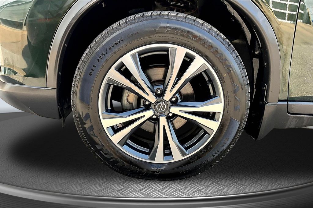 Thumbnail: 2019 Nissan Rogue - 7