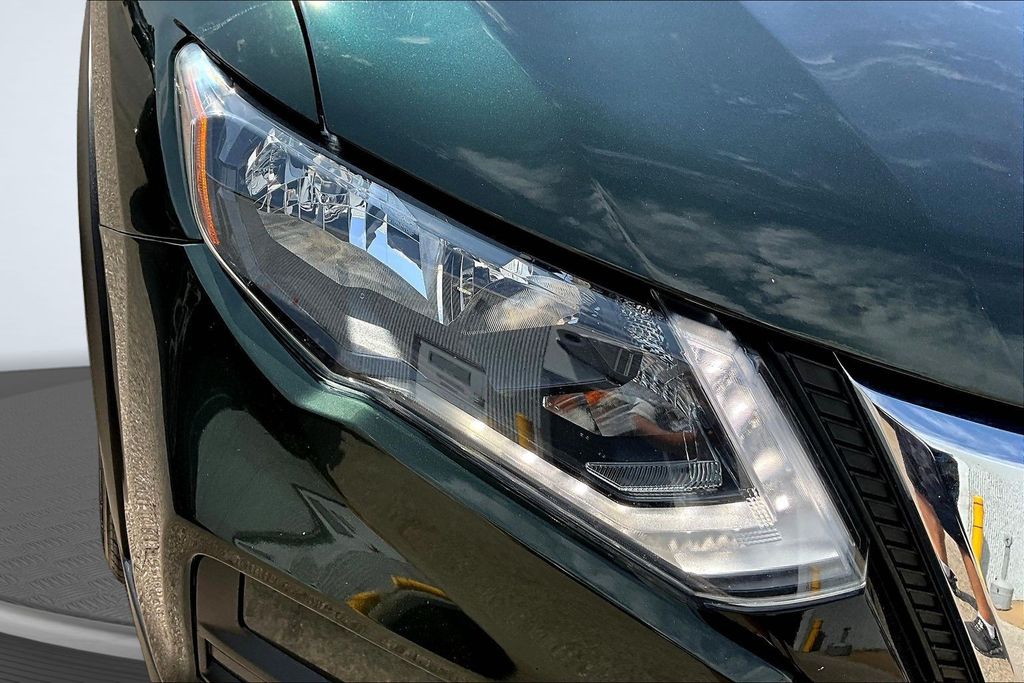 Thumbnail: 2019 Nissan Rogue - 33