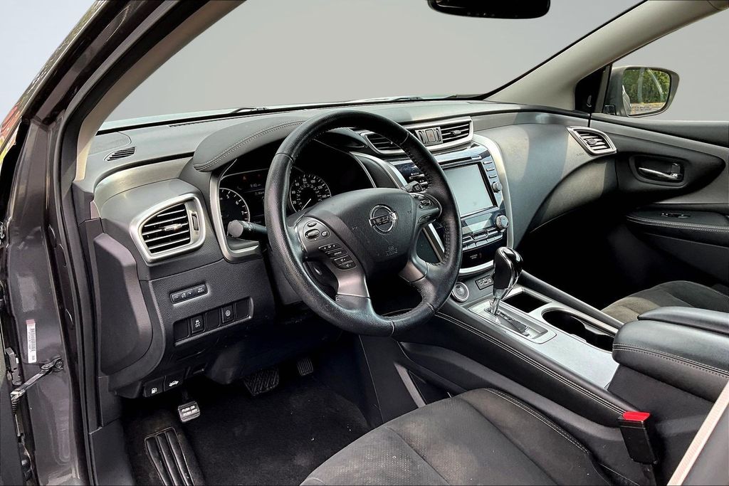 Thumbnail: 2020 Nissan Murano - 9