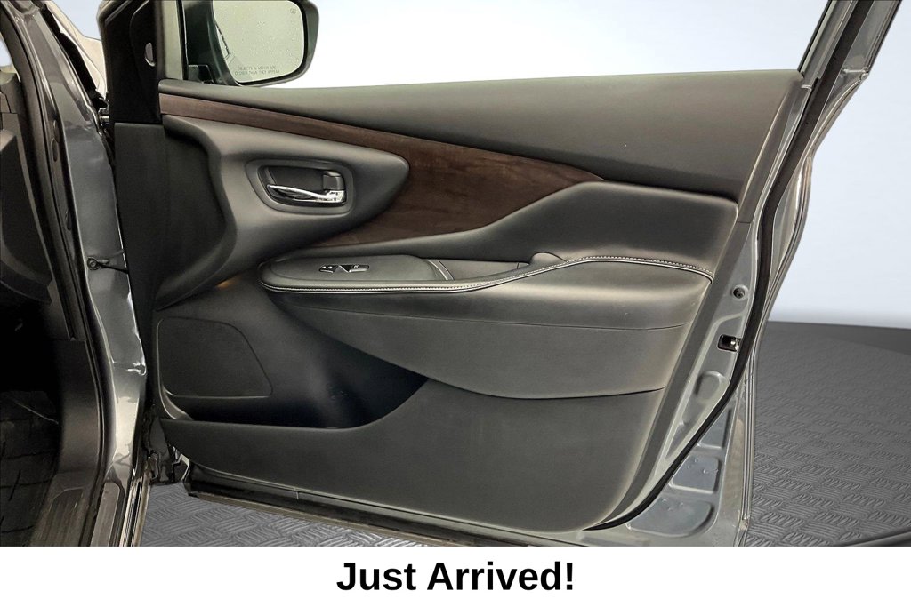 Thumbnail: 2020 Nissan Murano - 25