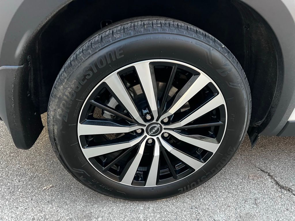 Thumbnail: 2024 Nissan Pathfinder - 21