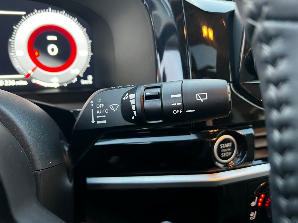 Thumbnail: 2024 Nissan Pathfinder - 37