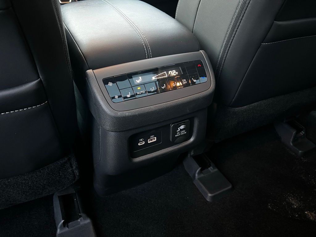 Thumbnail: 2024 Nissan Pathfinder - 27