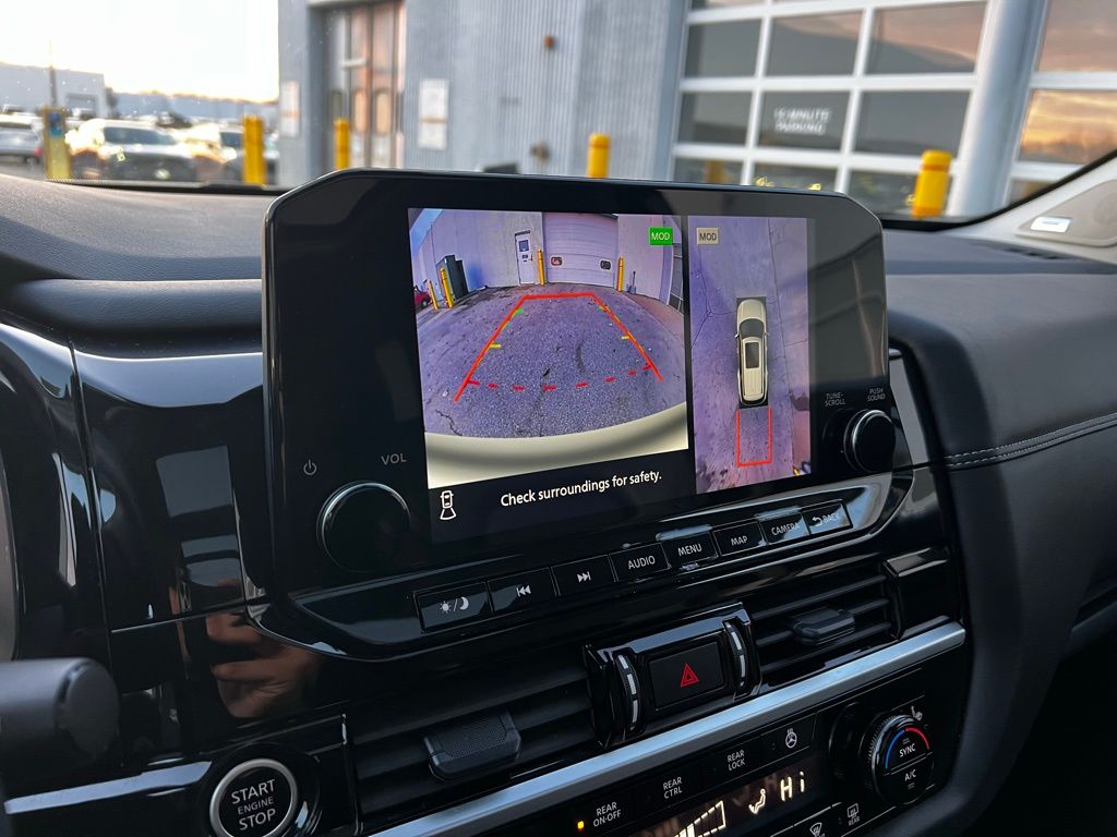 Thumbnail: 2024 Nissan Pathfinder - 39