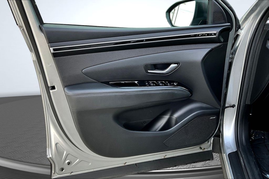 Thumbnail: 2023 Hyundai Tucson - 24
