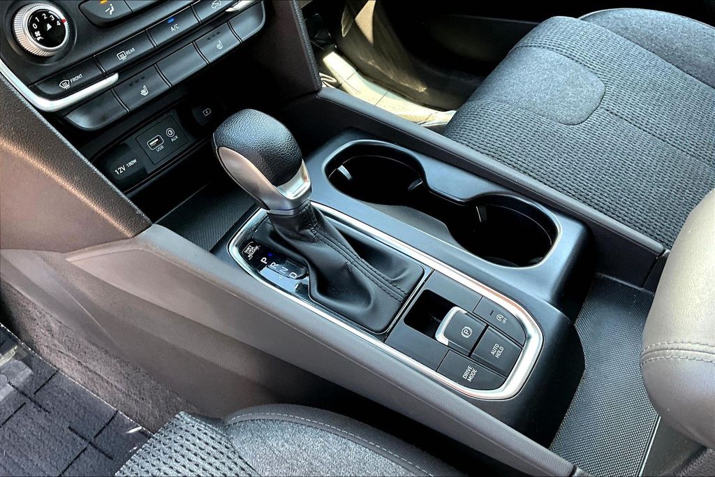 Thumbnail: 2020 Hyundai Santa Fe - 14