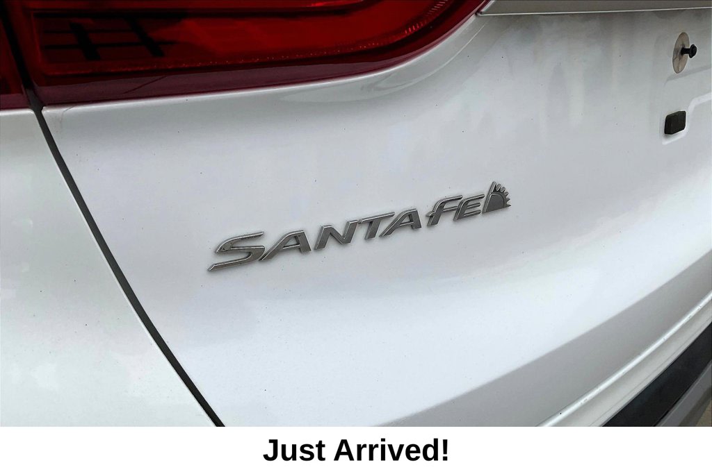 Thumbnail: 2019 Hyundai Santa Fe - 6