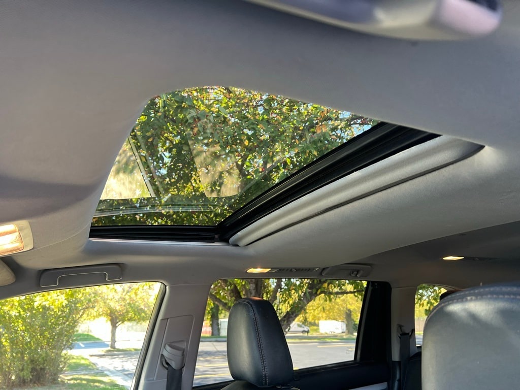 Thumbnail: 2018 Toyota Highlander - 23