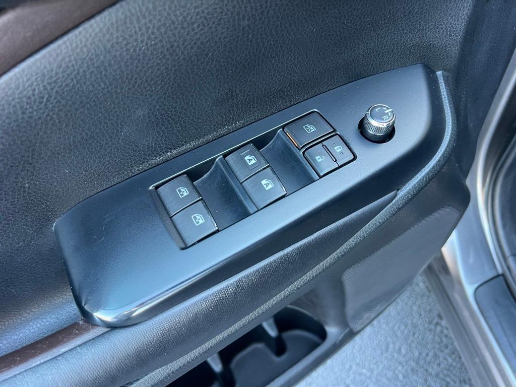 Thumbnail: 2018 Toyota Highlander - 20