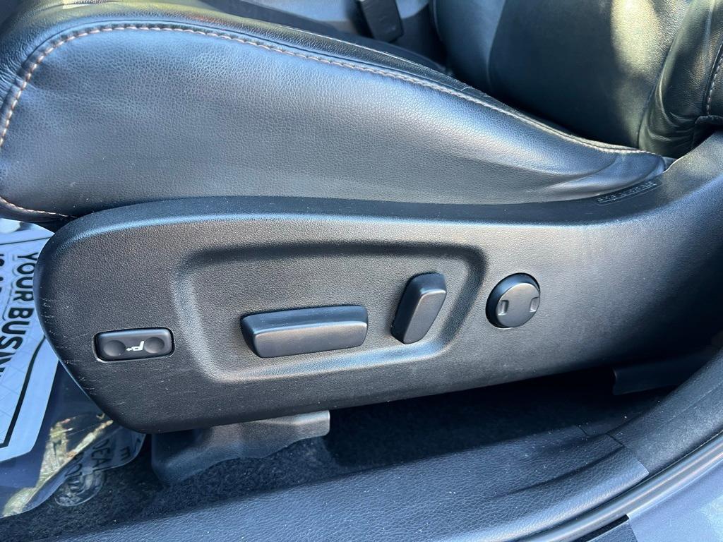 Thumbnail: 2018 Toyota Highlander - 22