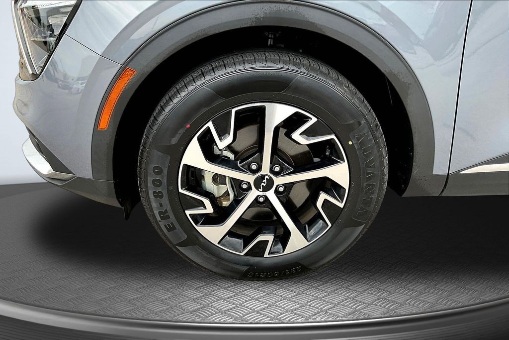Thumbnail: 2023 Kia Sportage - 7