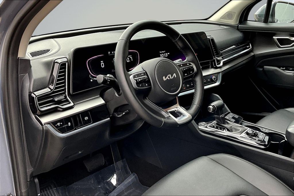 Thumbnail: 2023 Kia Sportage - 9