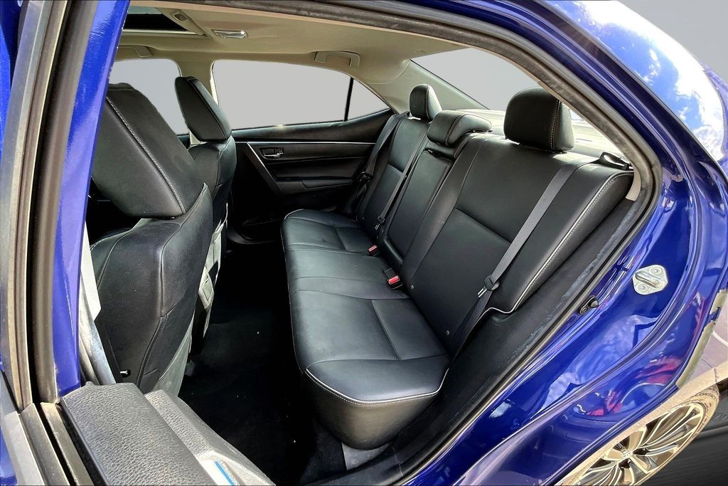 Thumbnail: 2015 Toyota Corolla - 12
