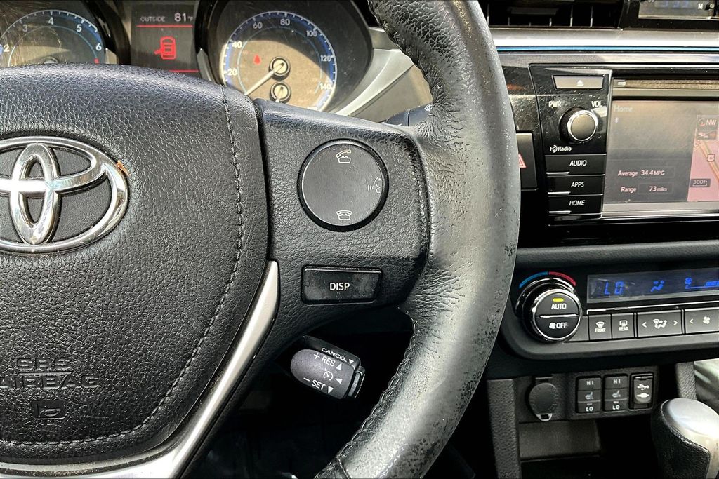 Thumbnail: 2015 Toyota Corolla - 27