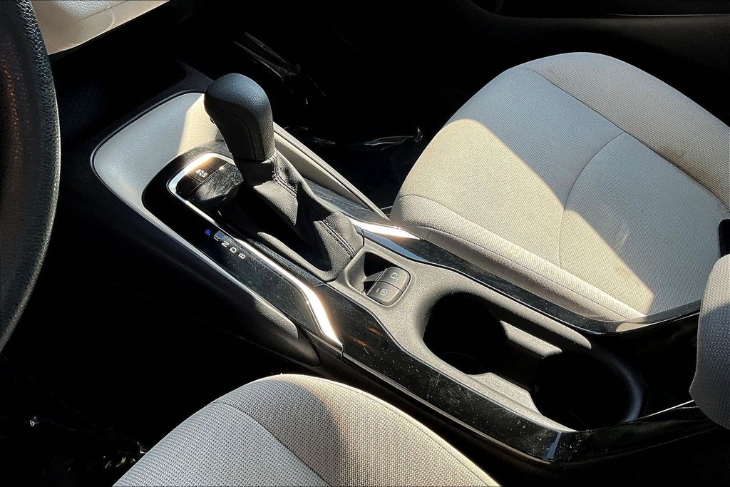 Thumbnail: 2022 Toyota Corolla - 14