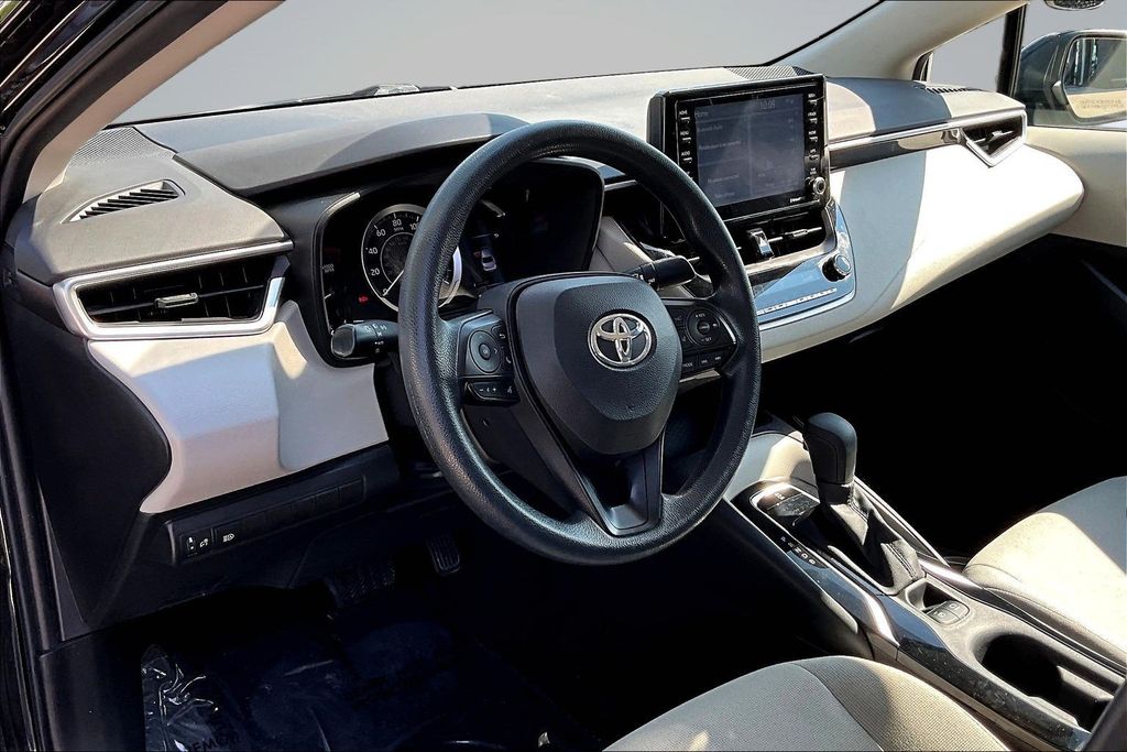 Thumbnail: 2022 Toyota Corolla - 9