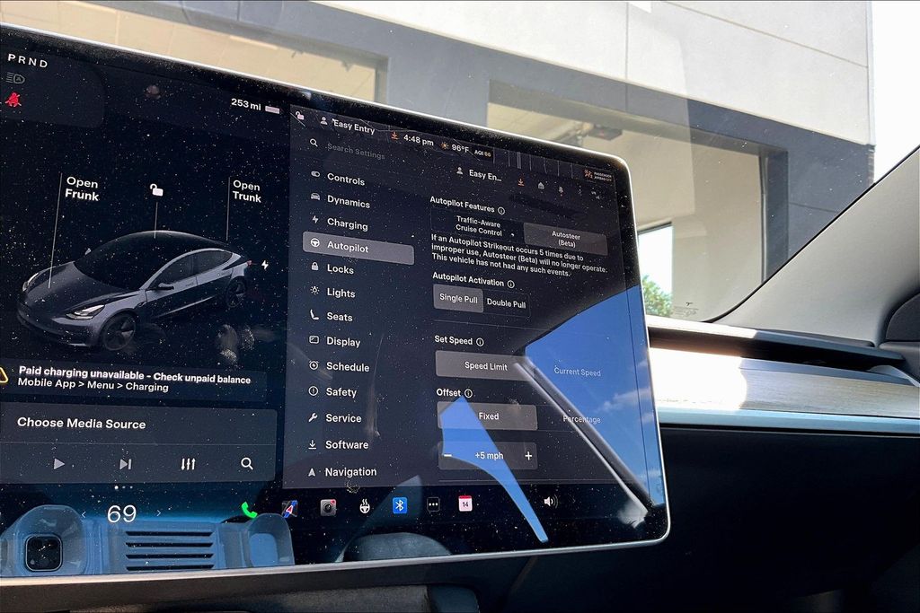 Thumbnail: 2021 Tesla Model 3 - 29
