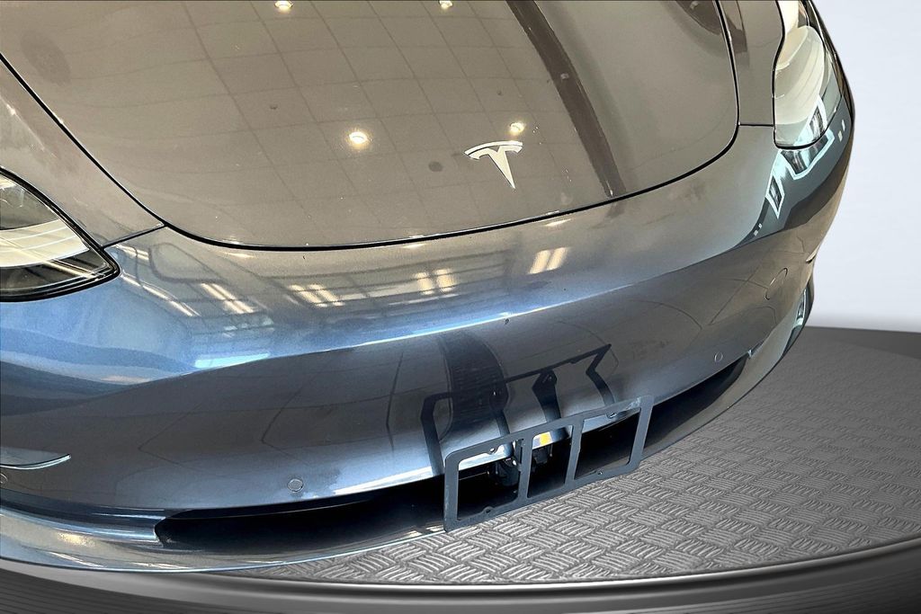Thumbnail: 2021 Tesla Model 3 - 6