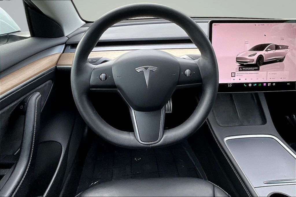 Thumbnail: 2022 Tesla Model 3 - 2