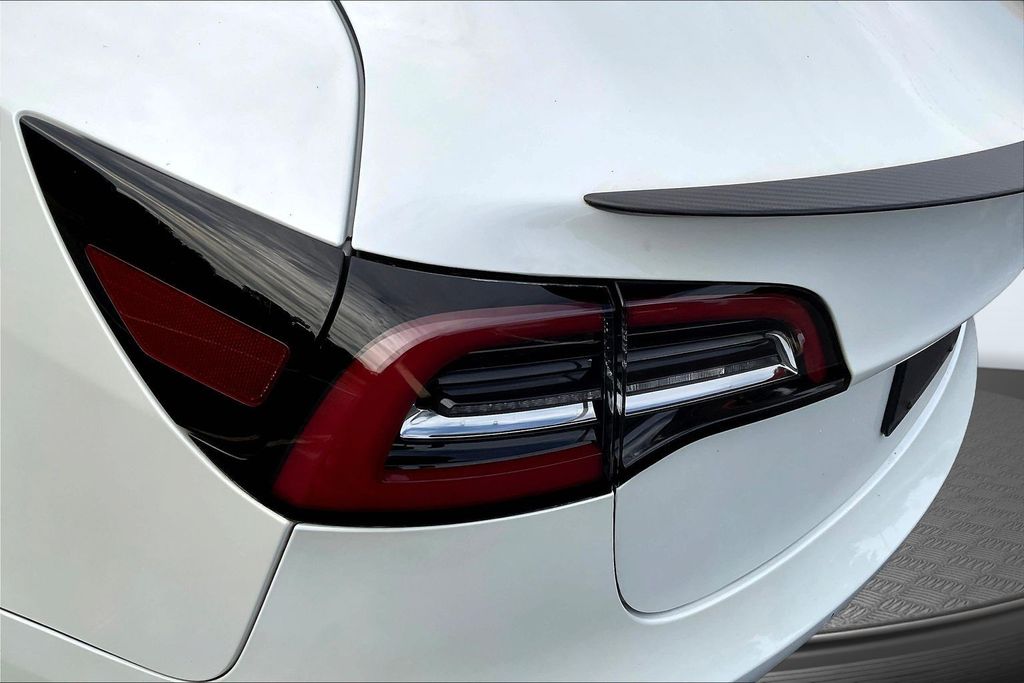 Thumbnail: 2022 Tesla Model 3 - 30