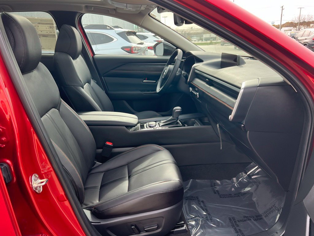 Thumbnail: 2026 Mazda CX-50 - 28