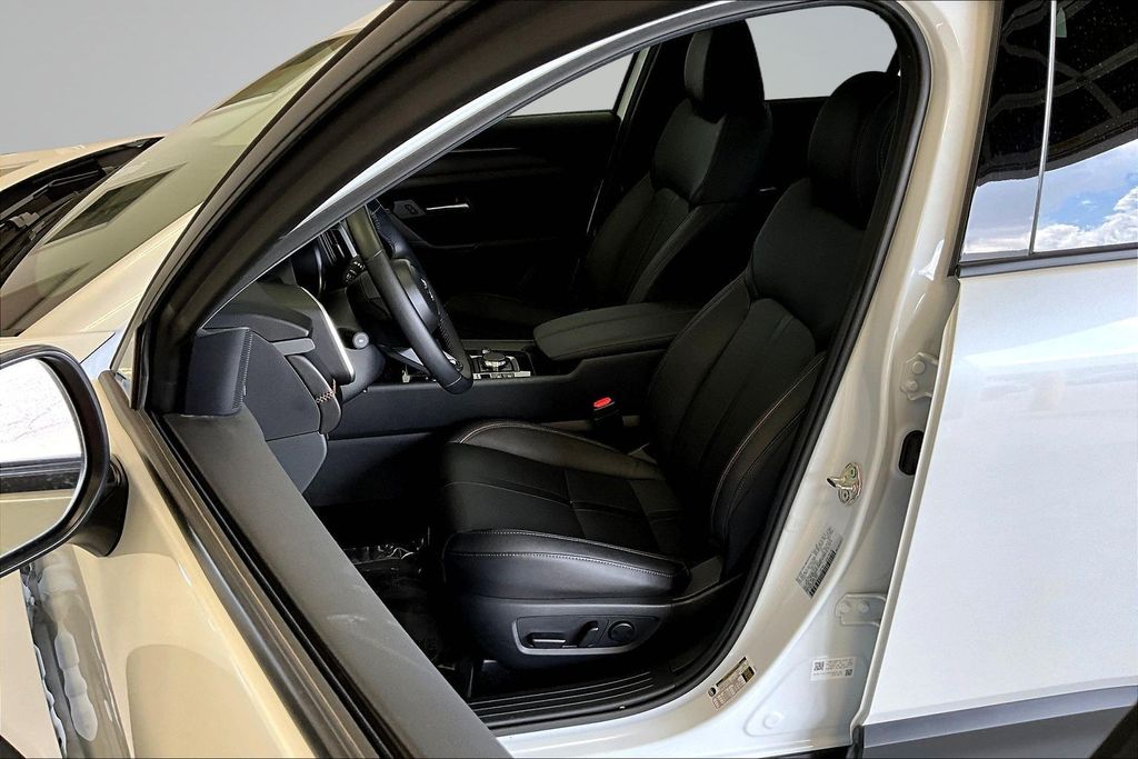 Thumbnail: 2026 Mazda CX-50 - 11