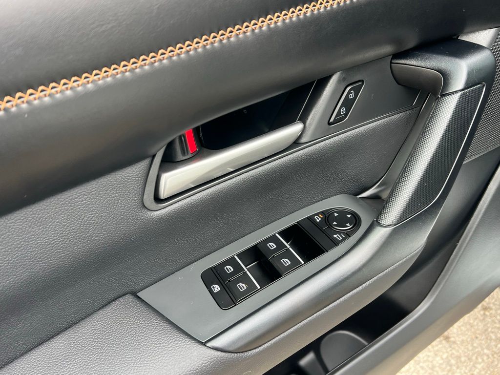 Thumbnail: 2026 Mazda CX-50 - 21