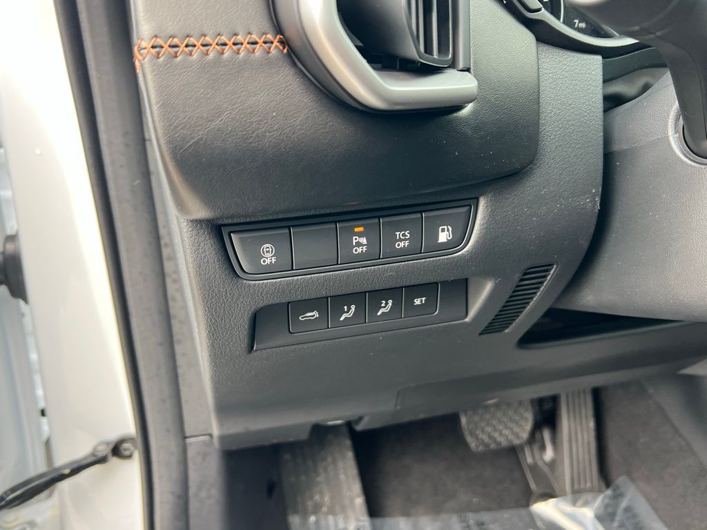 Thumbnail: 2026 Mazda CX-50 - 22