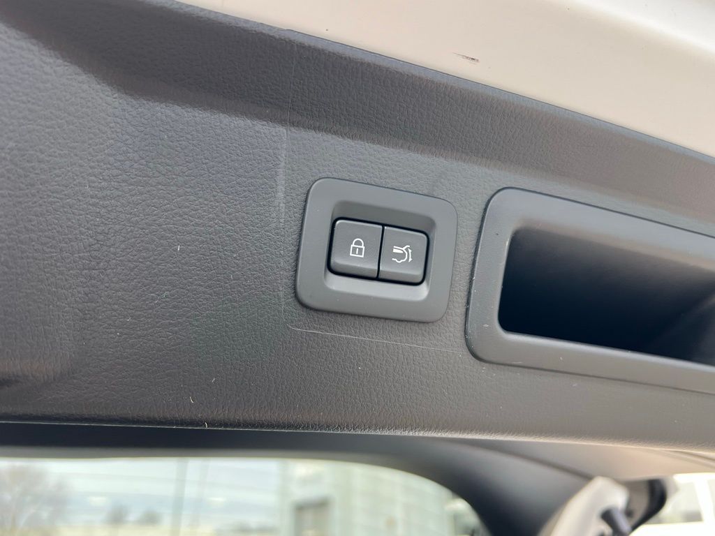 Thumbnail: 2026 Mazda CX-50 - 30