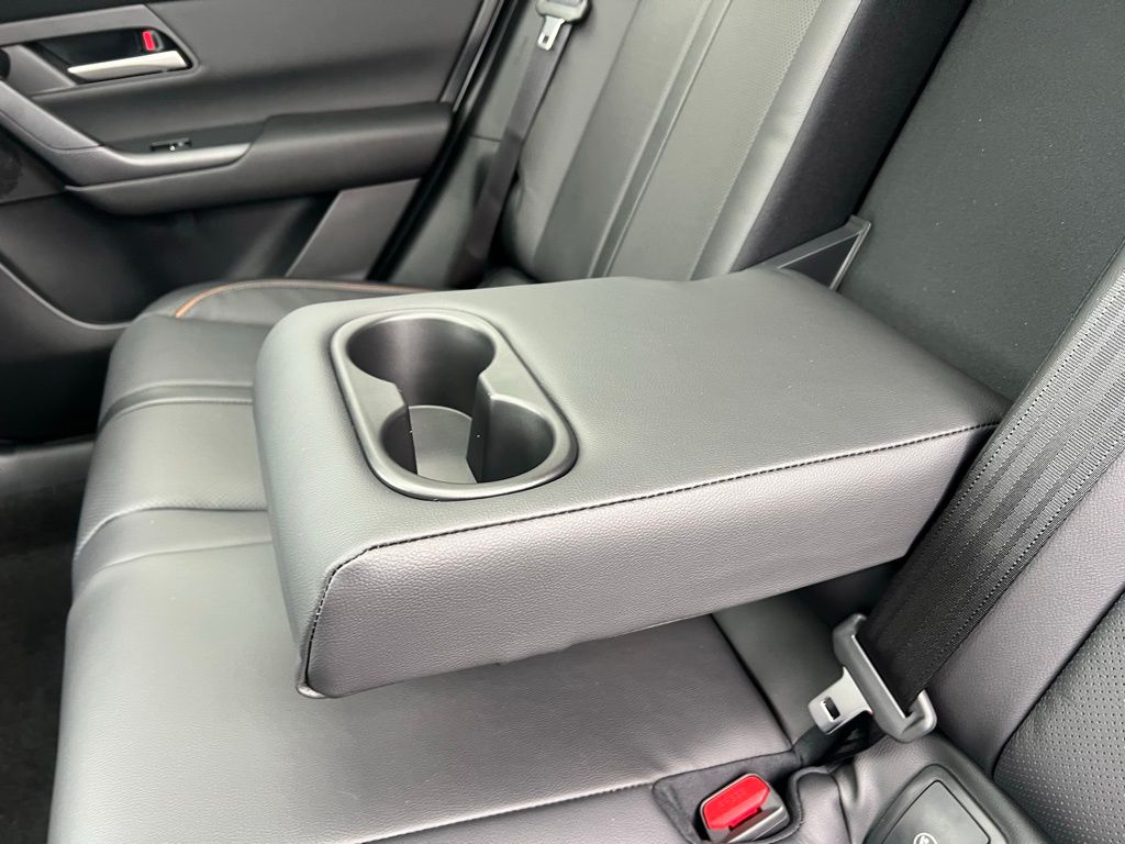 Thumbnail: 2026 Mazda CX-50 - 15