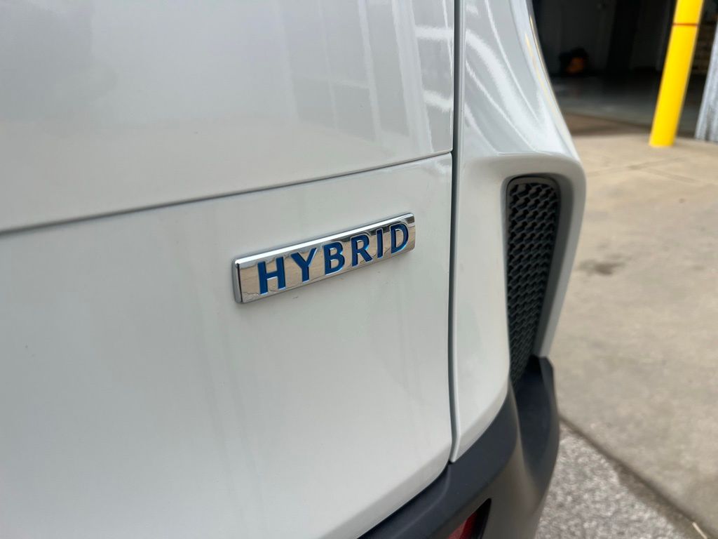 Thumbnail: 2026 Mazda CX-50 - 7