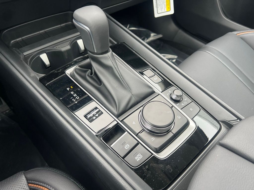 Thumbnail: 2026 Mazda CX-50 - 34