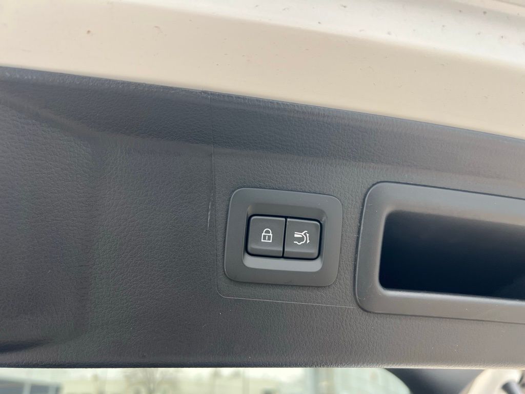 Thumbnail: 2026 Mazda CX-50 - 29