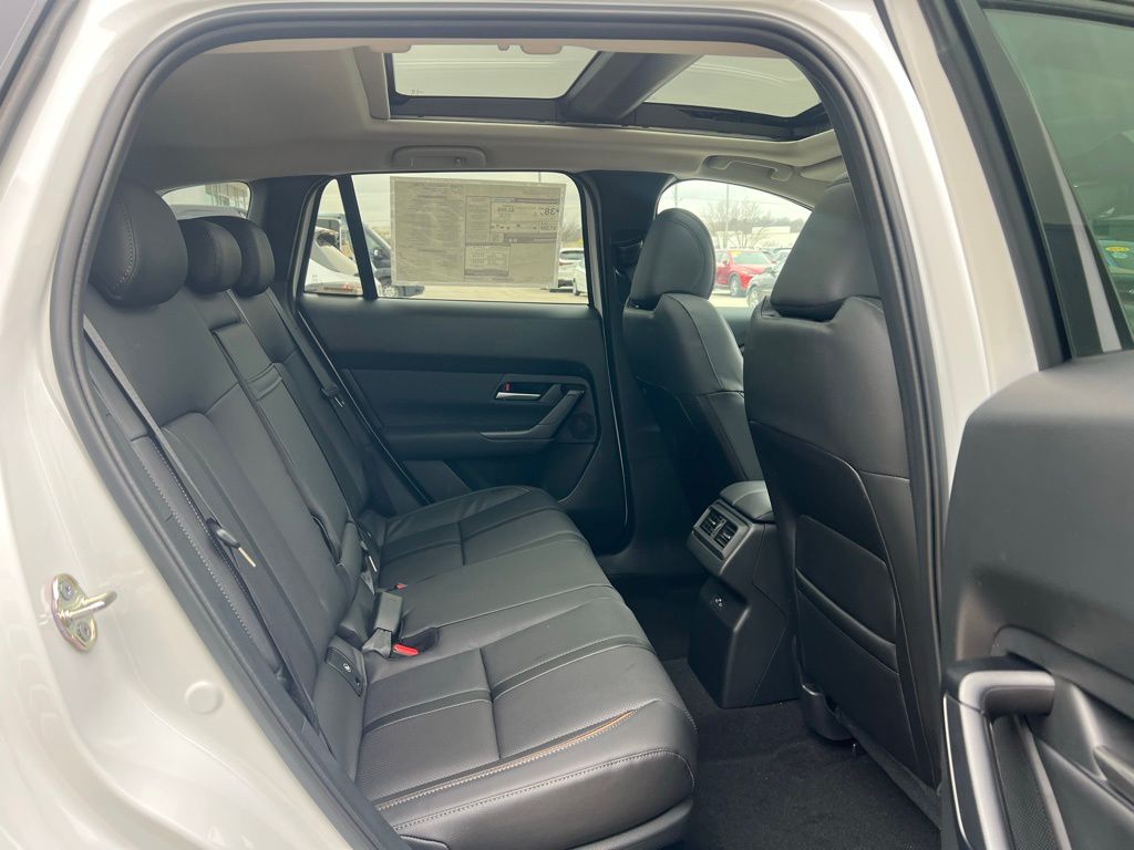 Thumbnail: 2026 Mazda CX-50 - 27