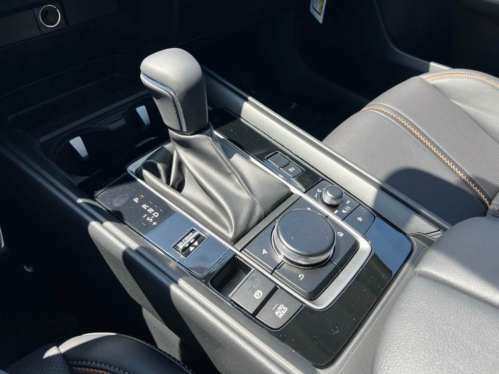 Thumbnail: 2025 Mazda CX-50 - 13