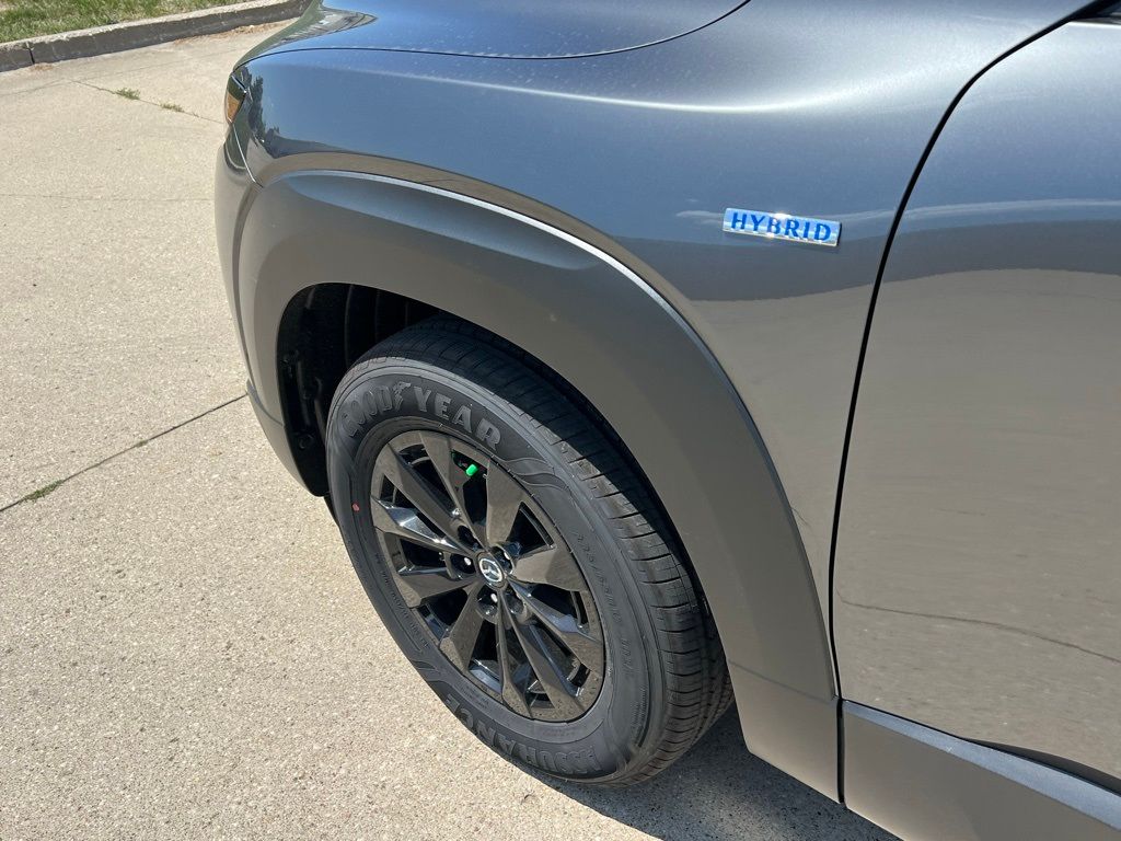 Thumbnail: 2025 Mazda CX-50 - 7