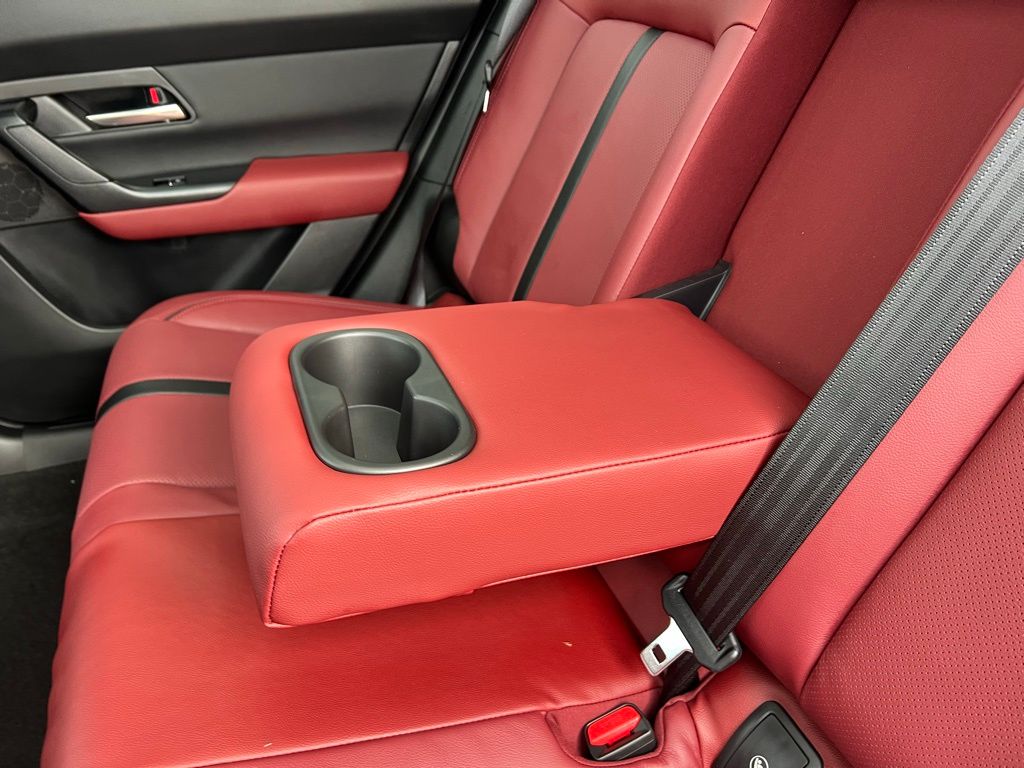 Thumbnail: 2026 Mazda CX-50 - 25
